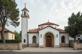Façade extérieure de la mosquée de Ris-Orangis avec minaret blanc et portail arqué dans un quartier résidentiel